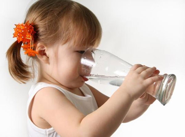 آیا فلوراید در آب شهری برای کودکان مضر است؟
